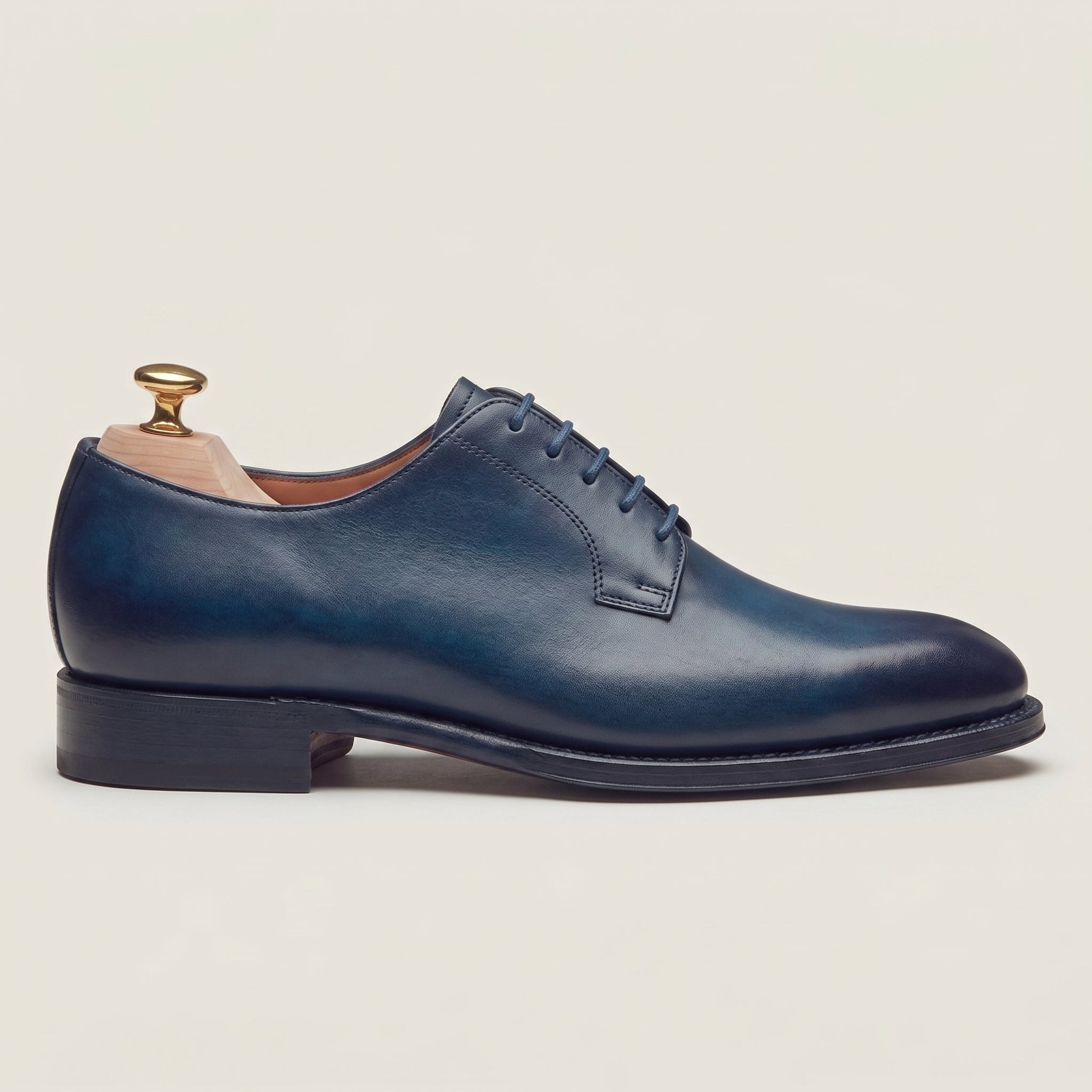 Blaue Plain-Toe Derby-Schuhe aus Leder mit Patina-Finish