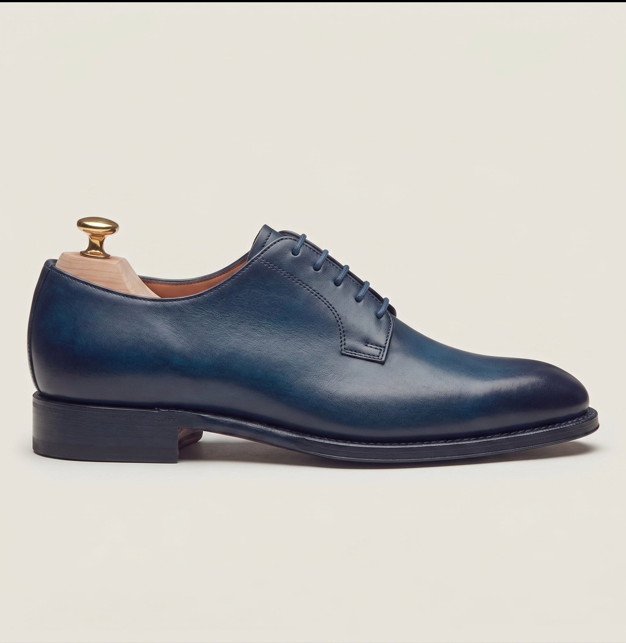 Blaue Plain-Toe Derby-Schuhe aus Leder mit Patina-Finish
