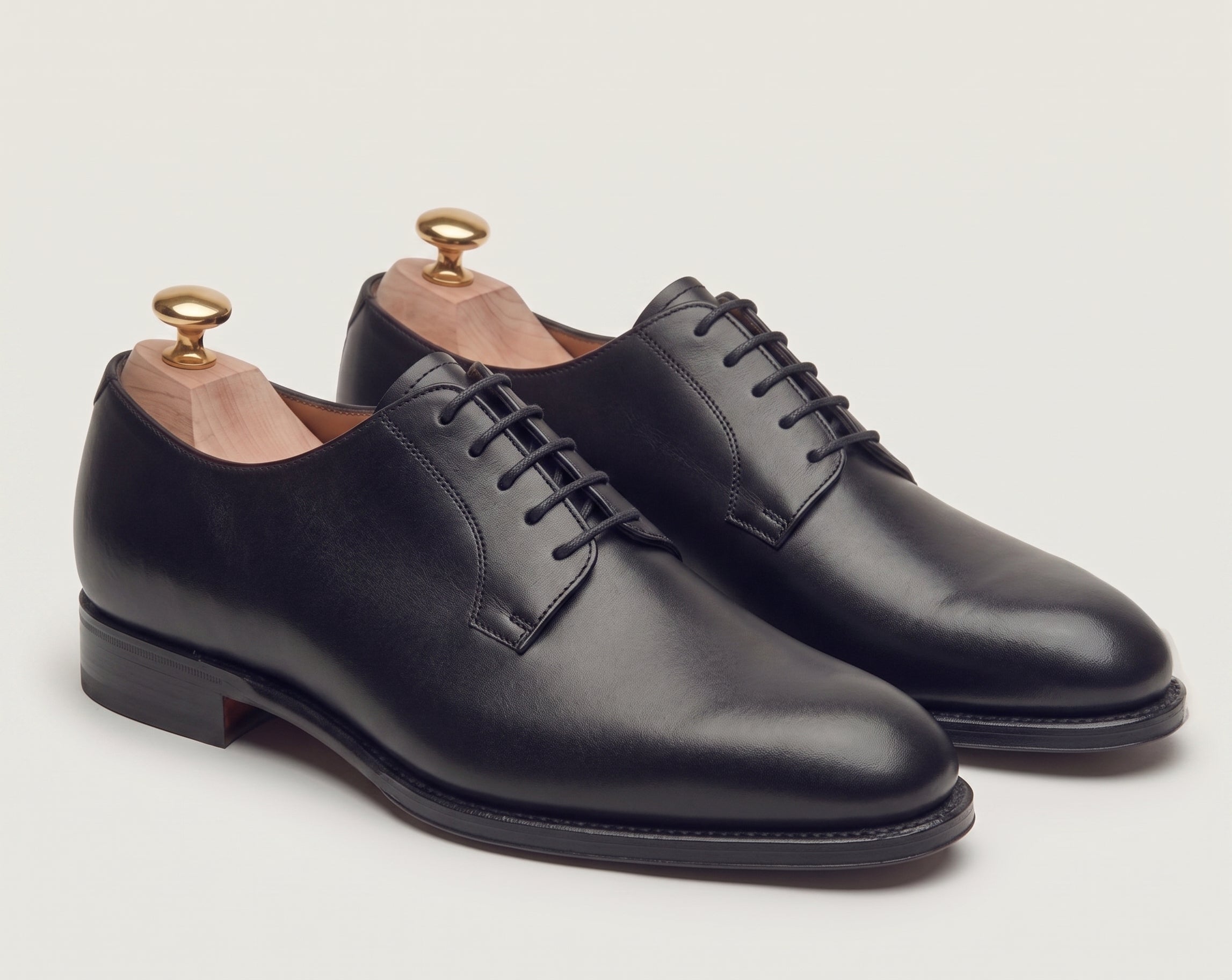 Schwarze Plain-Toe Derby-Schuhe aus Leder